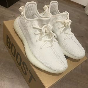 Yeezy Boost 350. Triple white